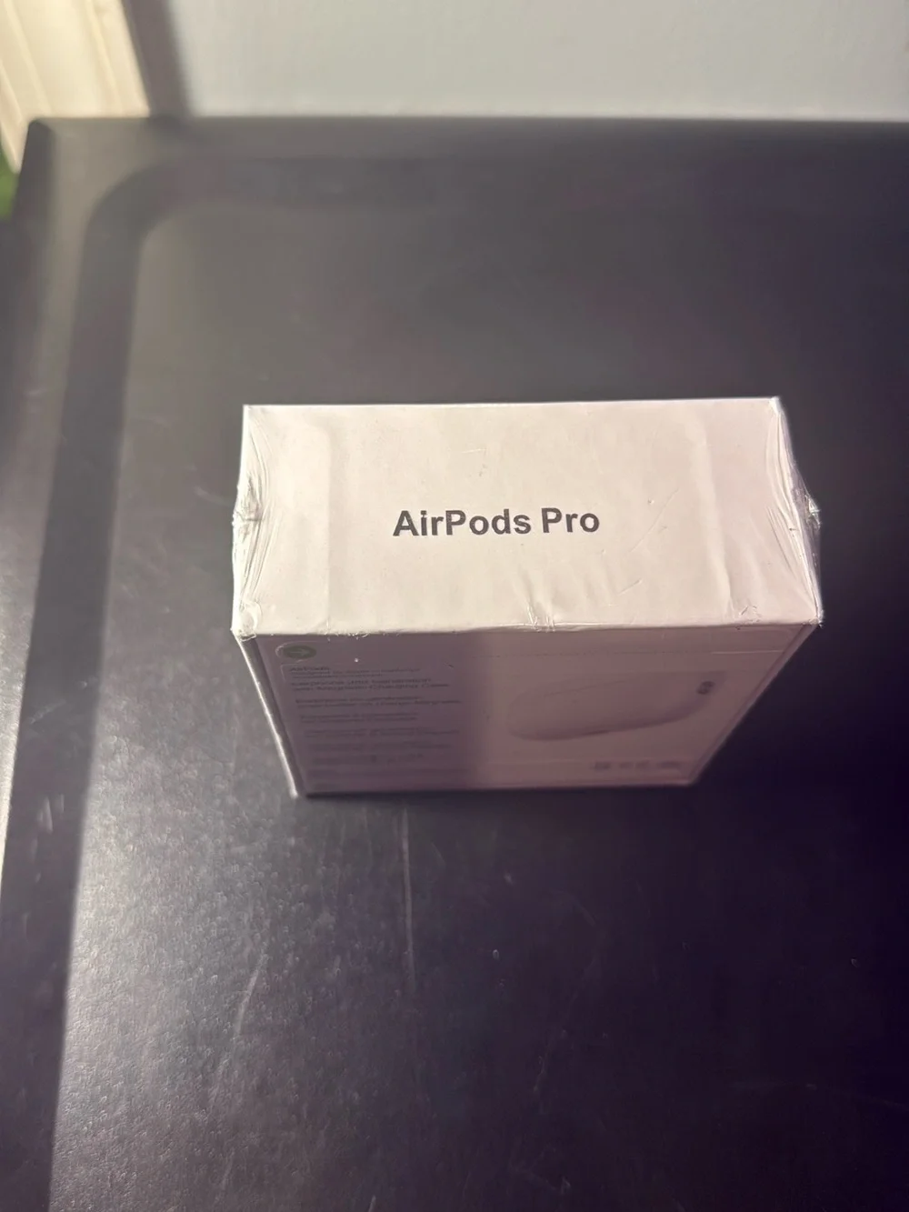 Apple White Wireless Earbuds (AirPods)